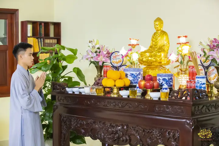 Hướng Dẫn Nghi Thức Cúng Đêm Giao Thừa Chuẩn Nhất Theo Phật Pháp Từ Phạm Thị Yến Hướng Dẫn Nghi Thức Cúng Đêm Giao Thừa Chuẩn Nhất Theo Phật Pháp Từ Phạm Thị Yến