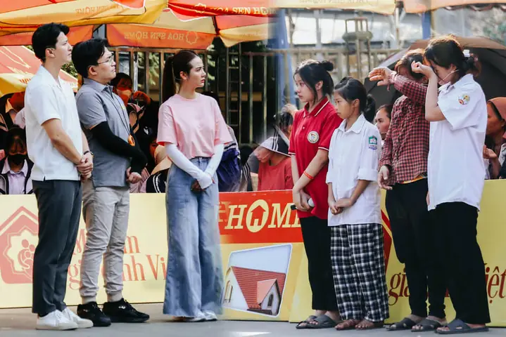 Ngô Kiến Huy Bị Gọi Tên Cúng Cơm: Nguồn Gốc, Ý Nghĩa Và Những Lần "bị Gọi Tên" Gây Chú Ý Ngô Kiến Huy Bị Gọi Tên Cúng Cơm: Nguồn Gốc, Ý Nghĩa Và Những Lần