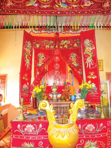 Tín Ngưỡng Thờ Cá Ông: Nguồn Gốc, Ý Nghĩa Và Lễ Hội Cúng Cá Voi