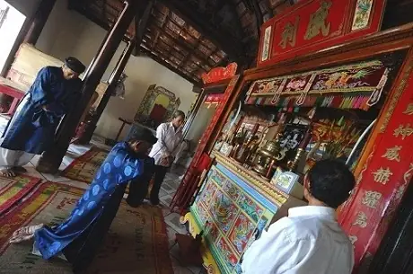 Tín Ngưỡng Thờ Cá Ông: Nguồn Gốc, Ý Nghĩa Và Lễ Hội Cúng Cá Voi