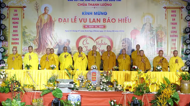 Trái Nghĩa Với Ấm Cúng Là Gì? Các Từ Đối Lập Hoàn Toàn Trái Nghĩa Với Ấm Cúng Là Gì? Các Từ Đối Lập Hoàn Toàn